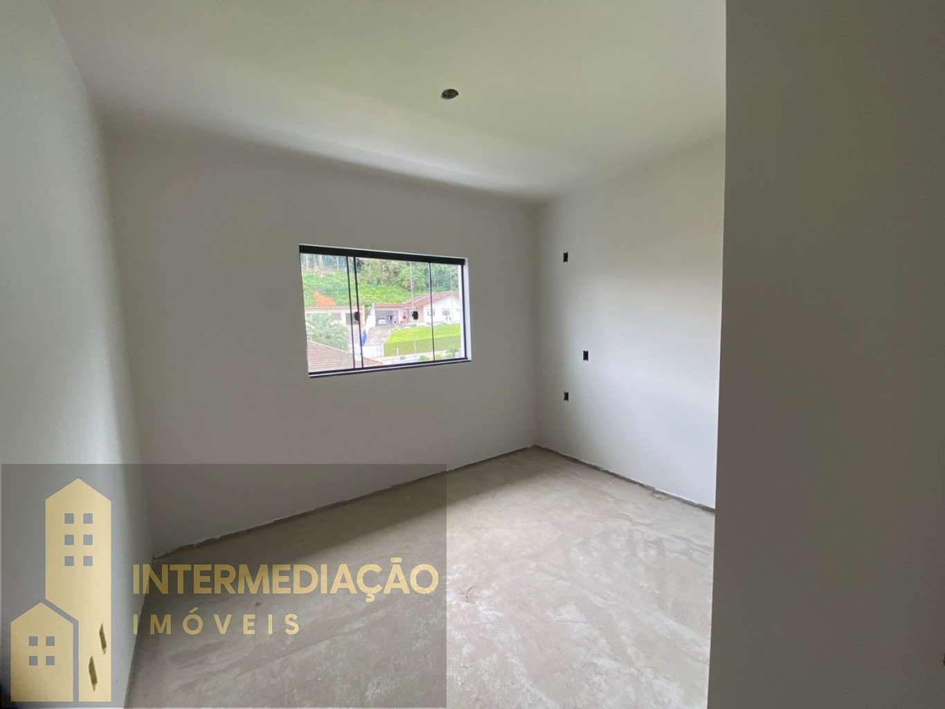 SOBRADOS NOVOS EM FASE FINAL DE CONSTRUÇÃO NO BAIRRO TRIBESS — foto 7