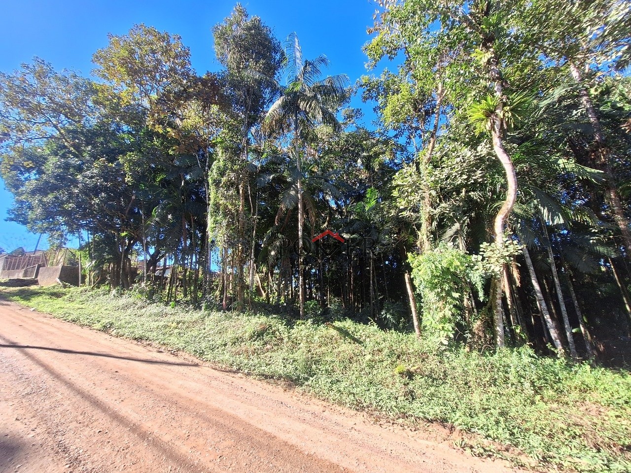 Terrenos em rua alta e tranquila, sem saída, no Bairro de Testo Rega na cidade de Pomerode com 500,00m, fazendo frente em 20,00 metros. - foto 1