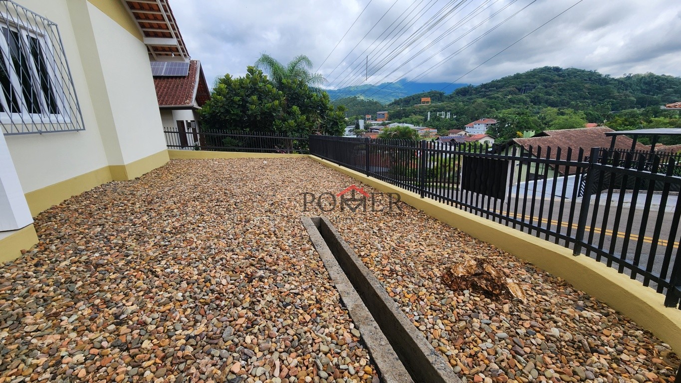 Casa com 164,72m, 3 dormitórios, sendo uma suite. Conforto, localização e potencial em Pomerode. — foto 7