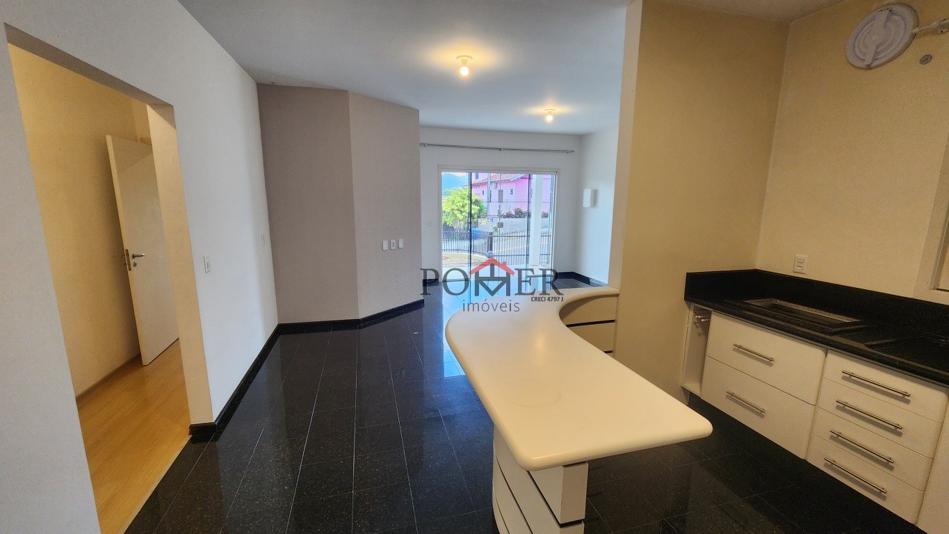 Casa com 164,72m, 3 dormitórios, sendo uma suite. Conforto, localização e potencial em Pomerode. — foto 3